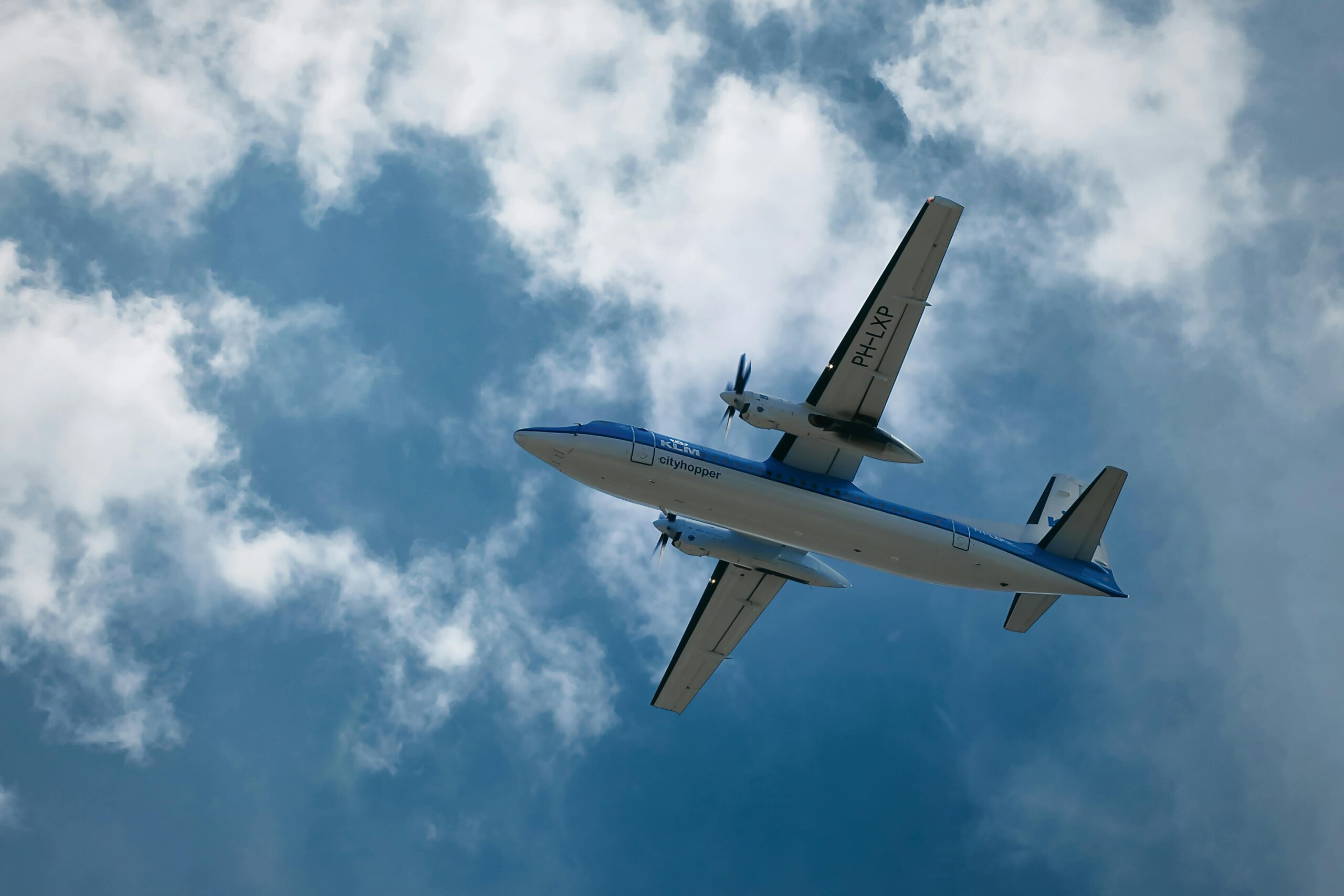air freight services in uk